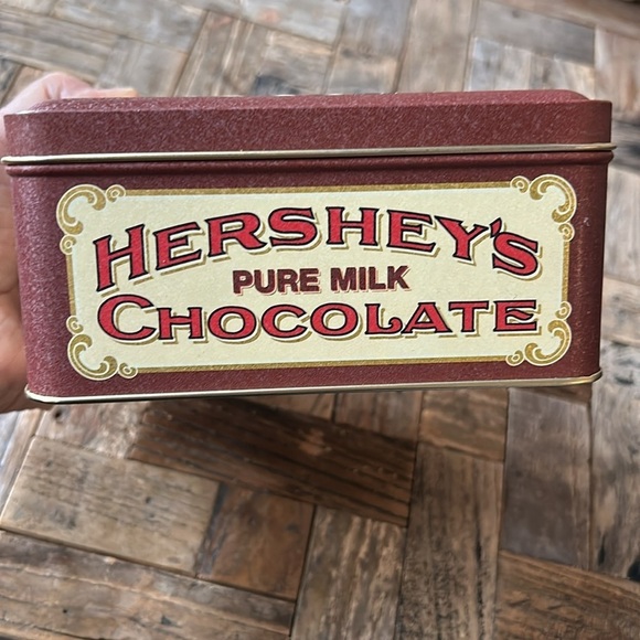 Hershey’s Milk Chocolate Vintage Edition #2 Collectible Tin 1992 - Picture 4 of 9